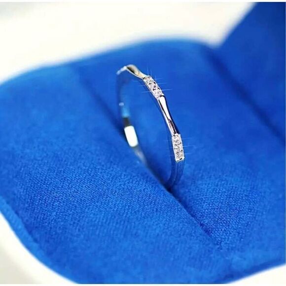 Size 7 Exquisite & Fashionable Small faux Diamond Ring, For Wedding, Engagement, - Picture 1 of 3